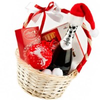 Подарочная корзина "Яркая зима"